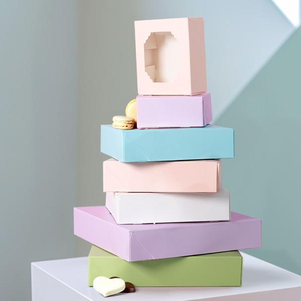 5 Pack Large Mixed Colours Papyrus Scalloped Treat Box