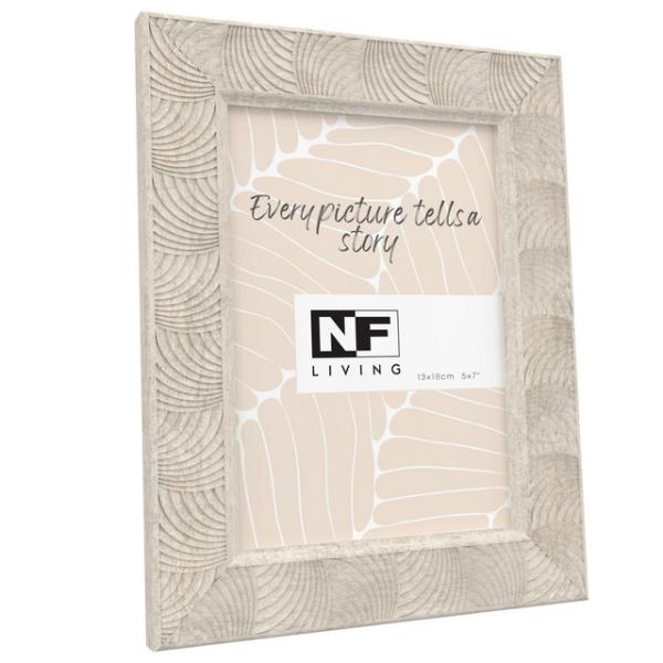 Pebble We Aim To Frame - 5cm x 7cm