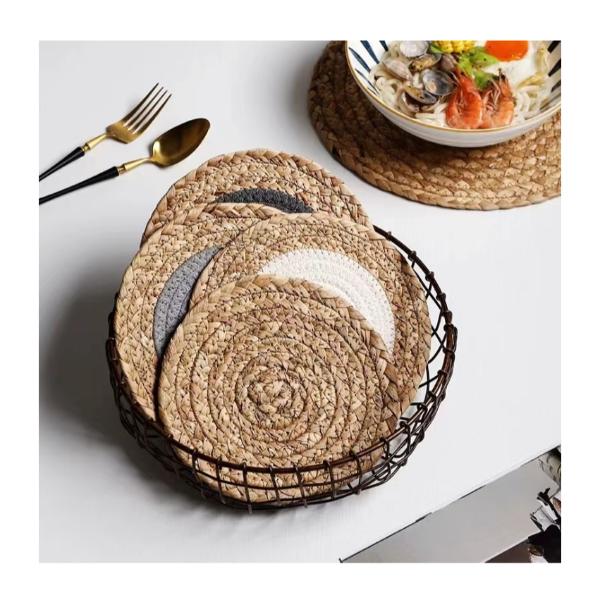 4 Pack Natural Woven Round Coaster - 12cm