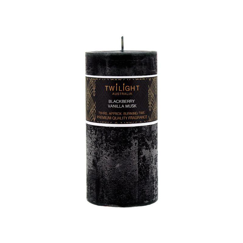 Twilight Frost Candle Blackberry Vanila Musk - 6.8cm x 14cm