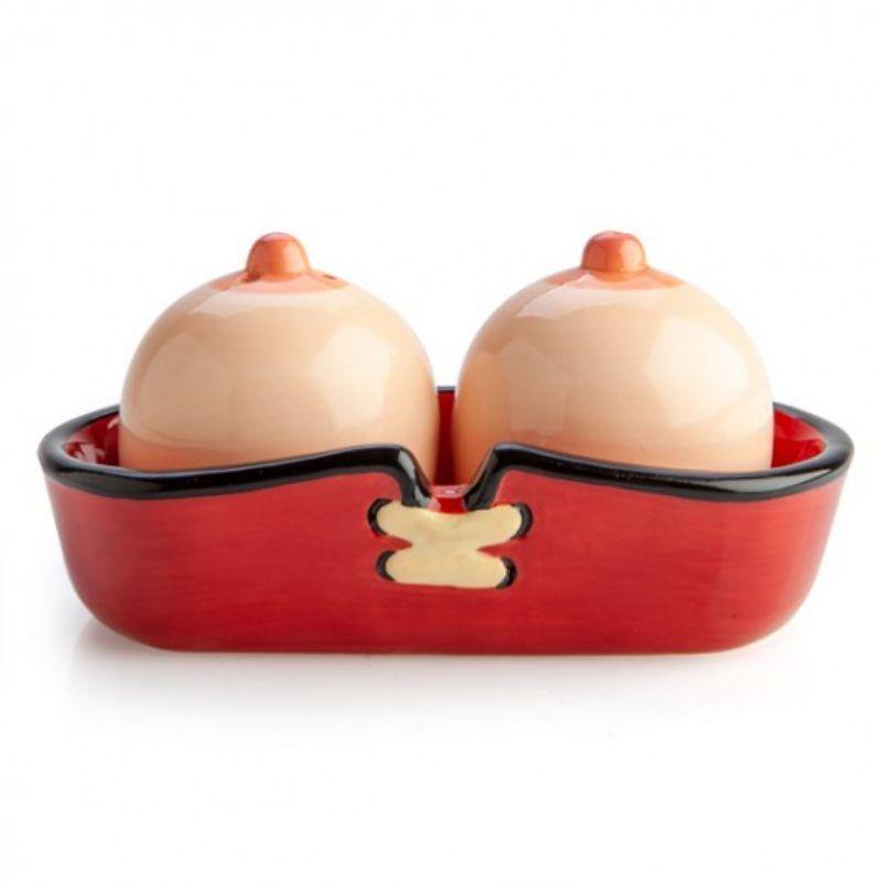 Boobs Salt & Pepper Set - 13cm x 7.4cm x 6.5cm