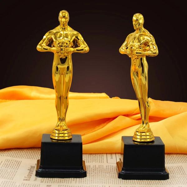 Gold Novelty Oscar Statuette - 21cm