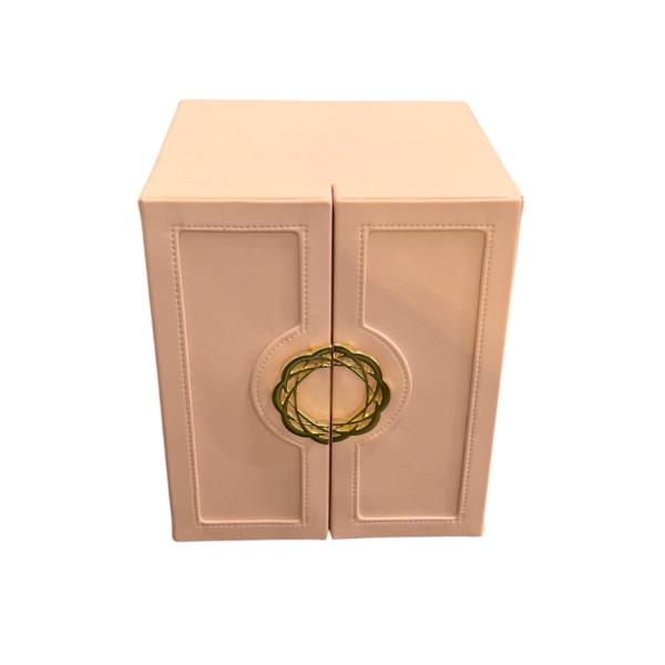 MIX COLOUR JEWELLERY SHELVES