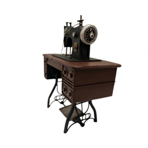 Metal Sewing Machine - 16cm x 9cm x 20cm