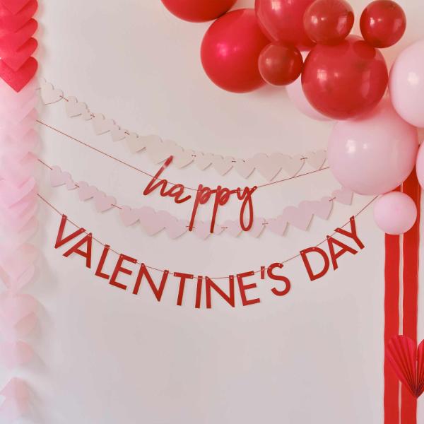 Red Happy Valentines Day With 2 Strands Pink Hearts Bunting