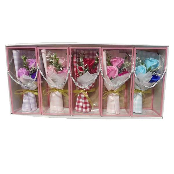 Assorted 3HD Roses In Box