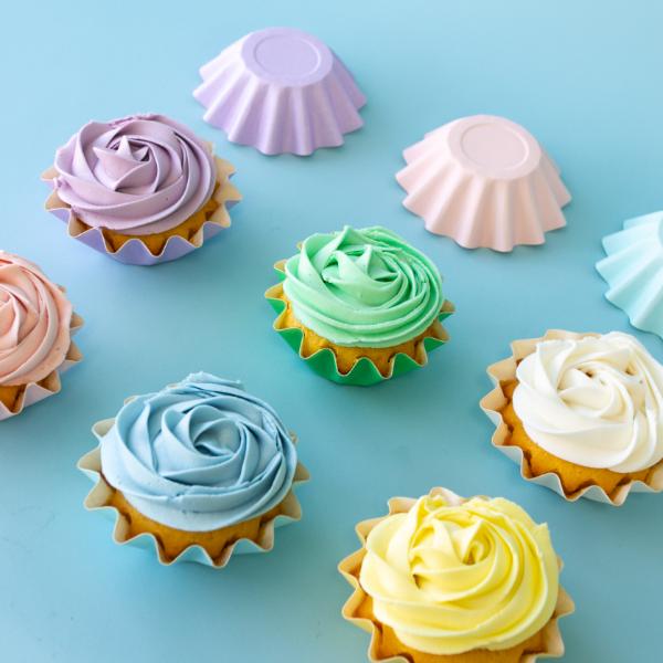 25 Pack Pastel Mix Bloom Caking Cups In Pvc Box