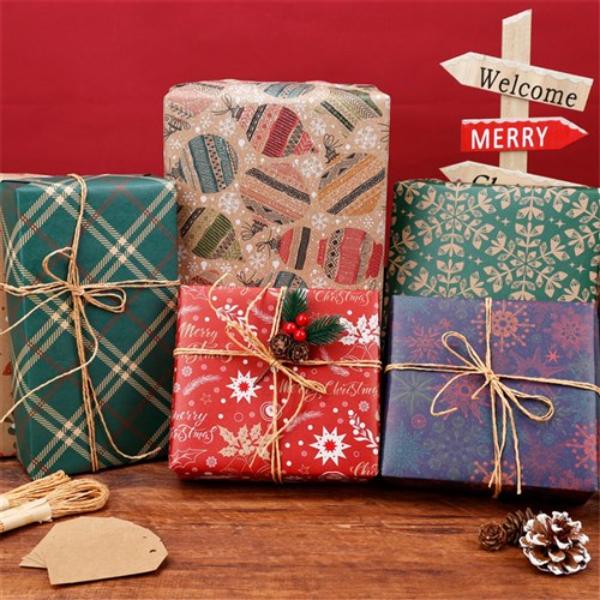 Christmas Kraft Gift Wrap Roll - 70cm x 10m