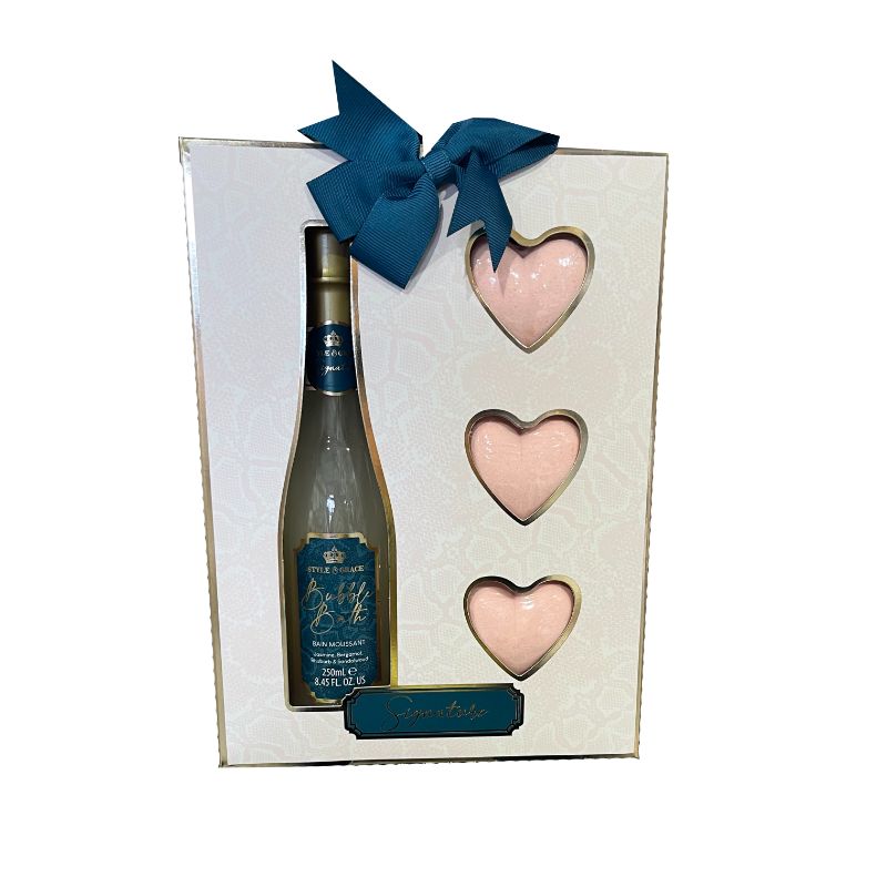 Style & Grace Signature Champagne Gift Set Pack
