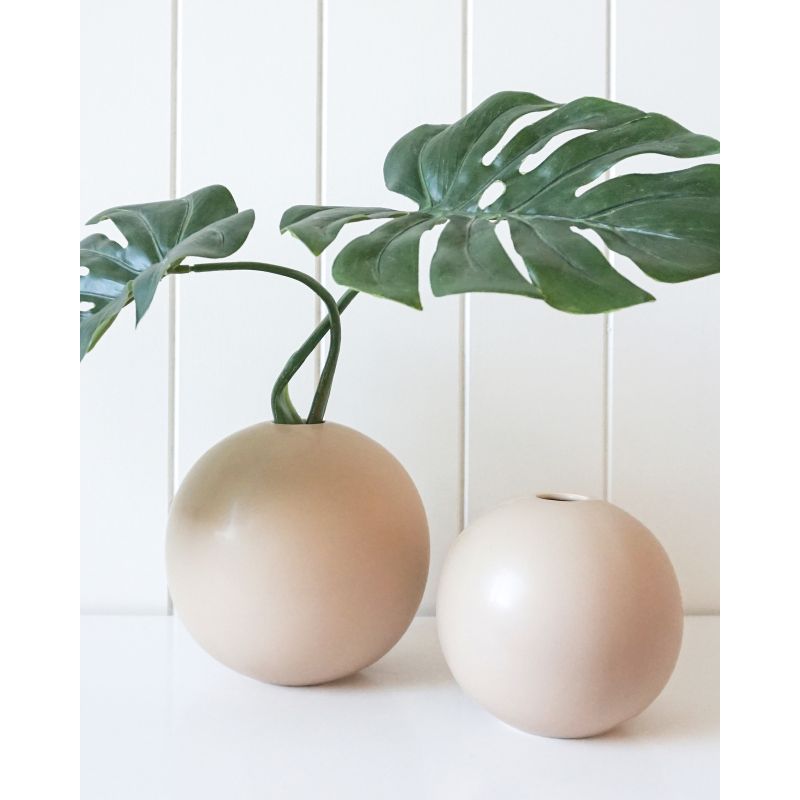 Cream Sphere Small Vase - 12cm