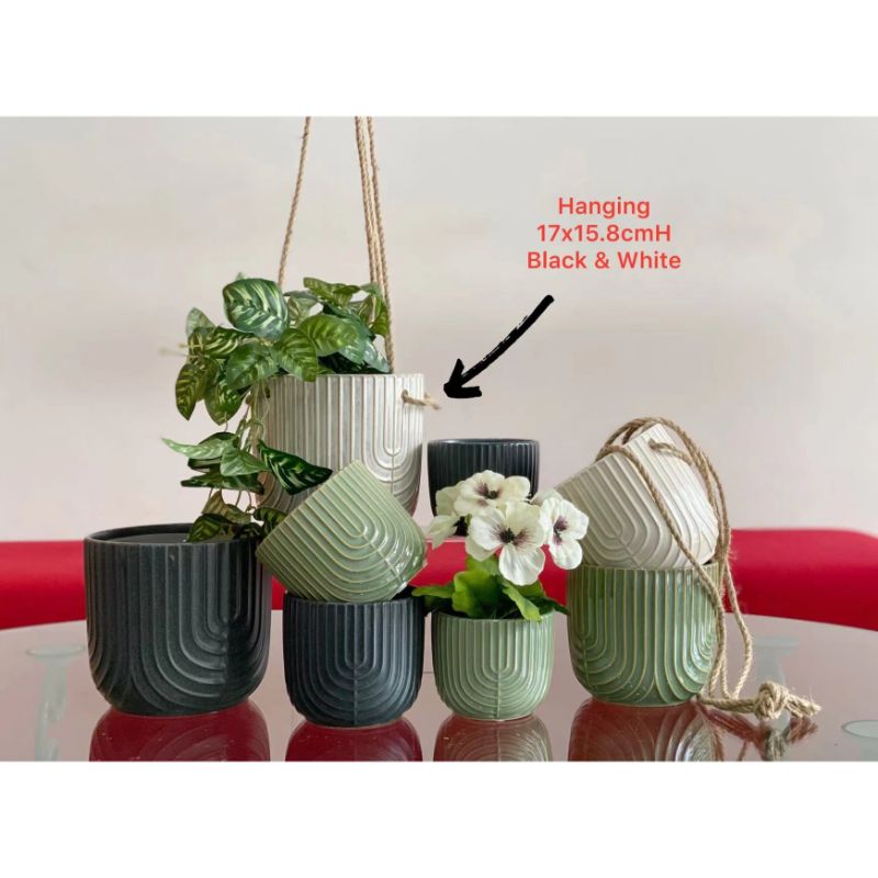 Ripple Ceramic Pot with Hanging Rope - 17cm x 15.8cm