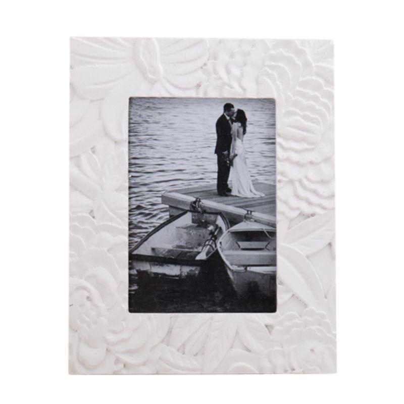 Dahila White Carved Wood Photo Frame 5x7- 19cm x 2cm x 25cm