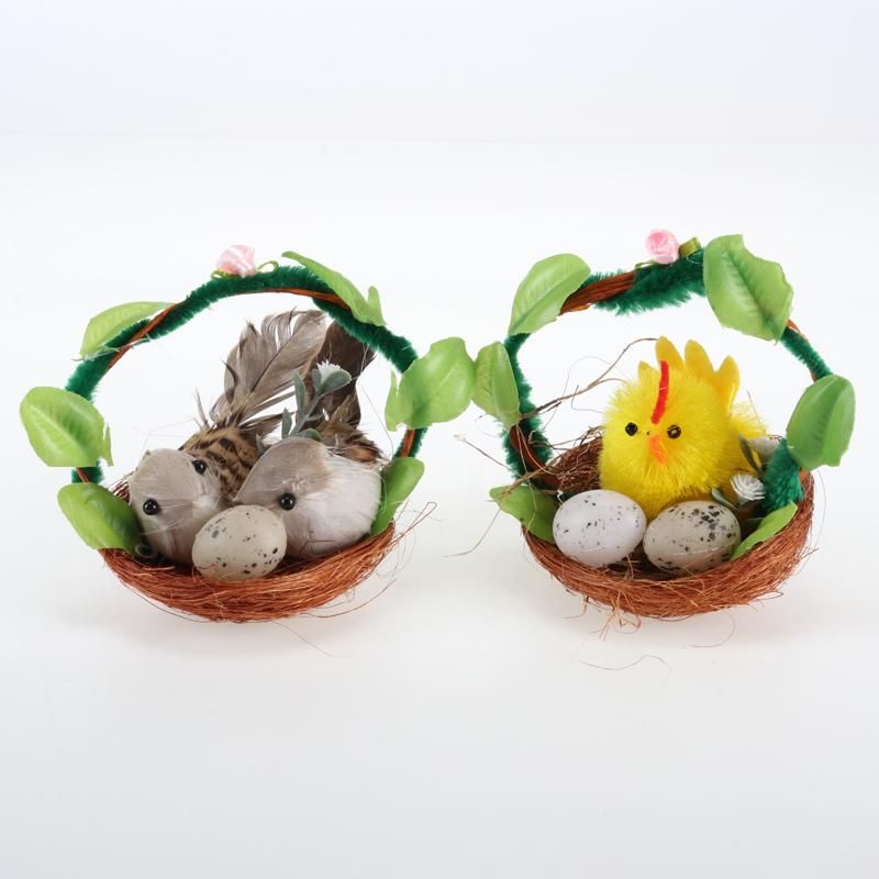 Easter Chicken Natural Basket - 10cm x 10cm x 12cm